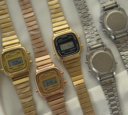 Vintage D124 Gold (Digital Watch)